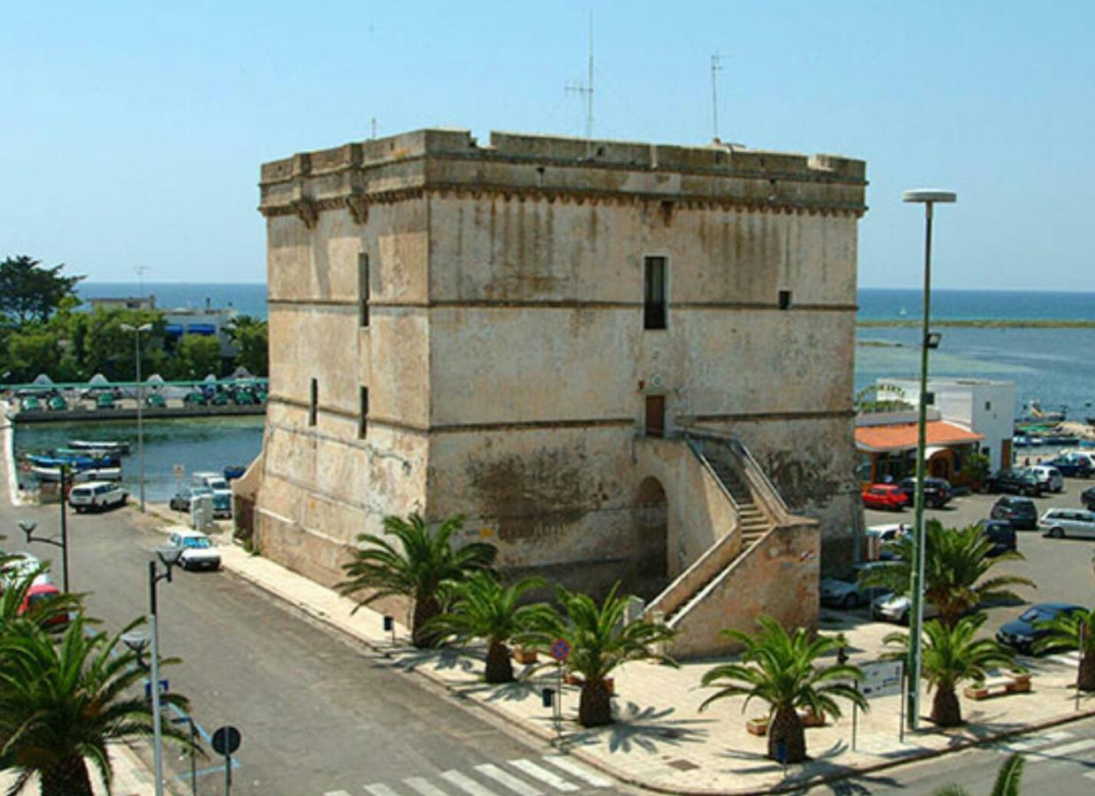 Martina'S House Hotell Porto Cesareo Exteriör bild